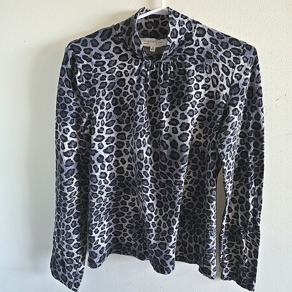 Jones New York Sport Leopard pring turtleneck - Picture 2 of 2